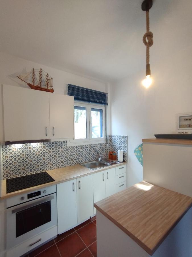 Light Blue Apartment มากรีเยียลอส ภายนอก รูปภาพ